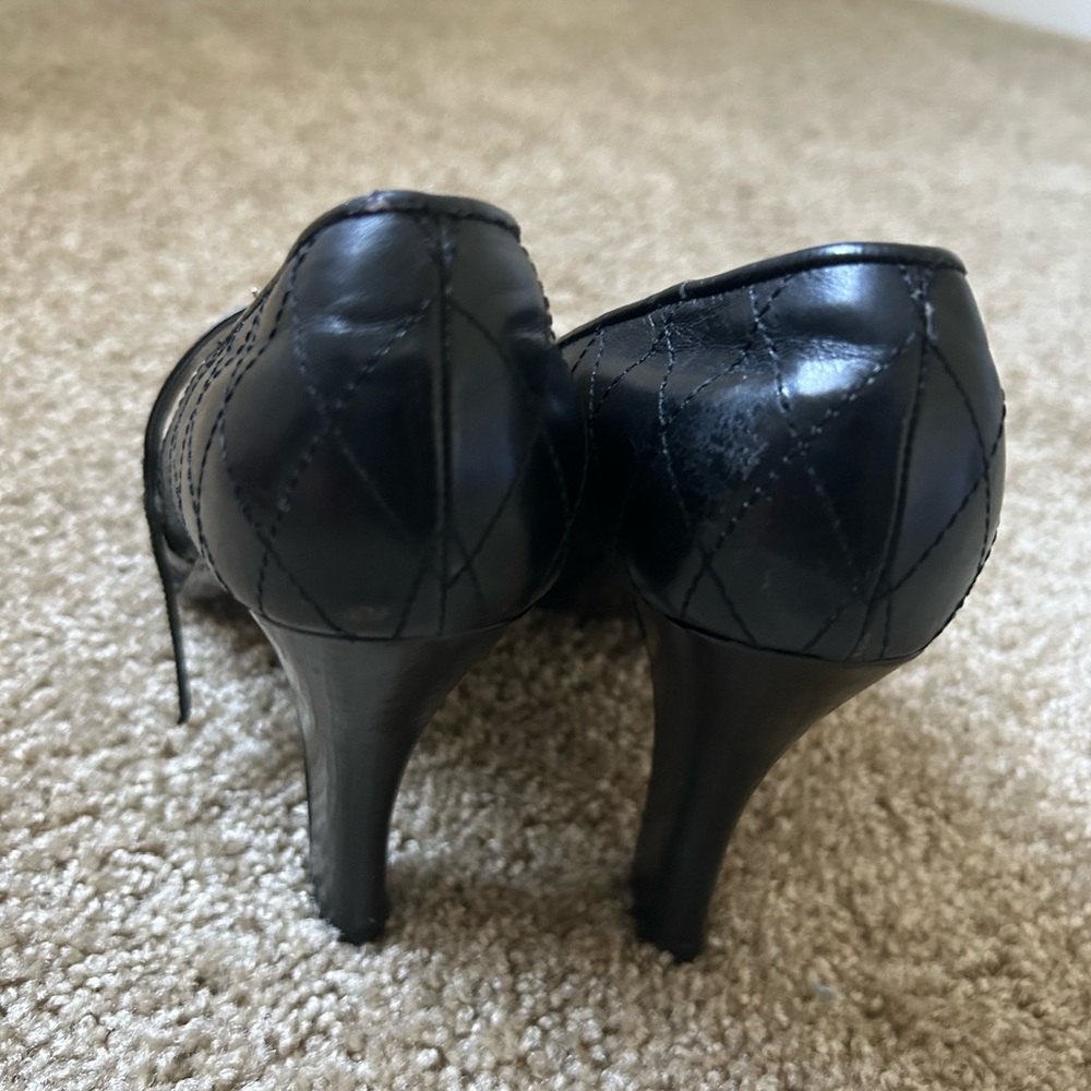 Lovely Chanel shoes, made in France - Picture 3 of 7